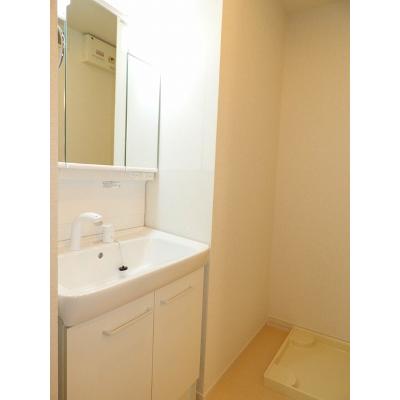 ヴィラ・トレ・ラーモ　Ｄ 103【管理NO：1-025973204-01030】 ★家具家電は申し込み後に搬入します★ ★2026年10月中旬入居可能★の物件画像