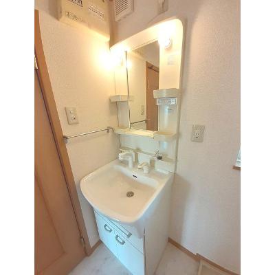 サンフラワー 201【管理NO：1-012535001-02010】 ★家具家電は申し込み後に搬入します★ ★2026年10月上旬入居可能★の物件画像