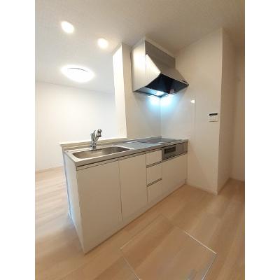 ゼロツー参番館 104【管理NO：1-027575101-01040】 ★家具家電は申し込み後に搬入します★ ★2026年10月中旬入居可能★の物件画像