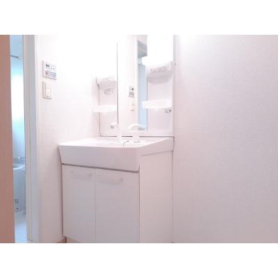 セレーノＡ 203【管理NO：1-015774901-02030】 ★家具家電は申し込み後に搬入します★ ★2026年10月中旬入居可能★の物件画像