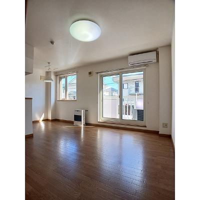 チェリーブロッサムＪ 102【管理NO：1-011223501-01020】 ★家具家電は申し込み後に搬入します★の物件画像