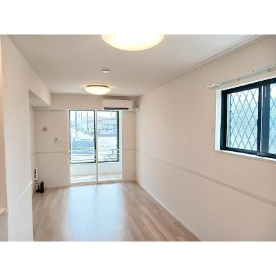 エルヴェ 101【管理NO：1-028646301-01010】 ★家具家電は申し込み後に搬入します★ ★2026年09月下旬入居可能★の物件画像