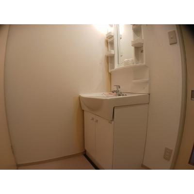 プラドール横川 104【管理NO：1-002271001-01040】 ★家具家電は申し込み後に搬入します★ ★2026年09月中旬入居可能★の物件画像
