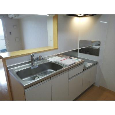 サンタ　モニカ 202【管理NO：1-015692801-02020】 ★家具家電は申し込み後に搬入します★ ★2026年10月中旬入居可能★の物件画像