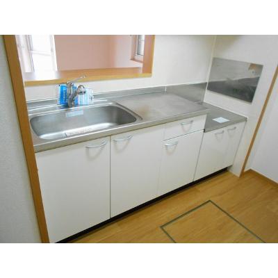 グレース尾崎 101【管理NO：1-013112701-01010】 ★家具家電は申し込み後に搬入します★ ★2026年10月上旬入居可能★の物件画像