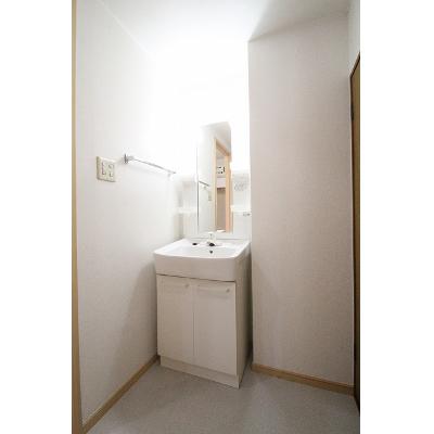 エーデルハイム 101【管理NO：1-007610501-01010】 ★家具家電は申し込み後に搬入します★ ★2026年09月下旬入居可能★の物件画像