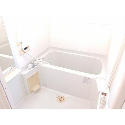 エバーグリーン 203【管理NO：1-013695201-02030】 ★家具家電は申し込み後に搬入します★ ★2026年09月下旬入居可能★の物件画像