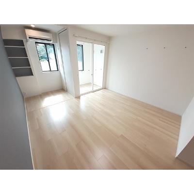 クレストアドバンステンパイⅡ 103【管理NO：1-027333402-01030】 ★家具家電は申し込み後に搬入します★の物件画像