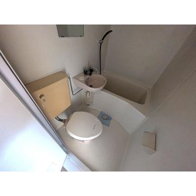 ユニオンマンスリー船橋８　301　1R・シングル☆【禁煙ルーム】人気の角部屋！デスク・チェア＆たっぷり収納2ドア冷蔵庫など生活家電のあるお部屋/駅近くには東武百貨店など複数あり買い物に便利の物件画像