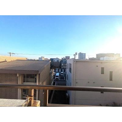 ユニオンマンスリー船橋８　301　1R・シングル☆【禁煙ルーム】人気の角部屋！デスク・チェア＆たっぷり収納2ドア冷蔵庫など生活家電のあるお部屋/駅近くには東武百貨店など複数あり買い物に便利の物件画像
