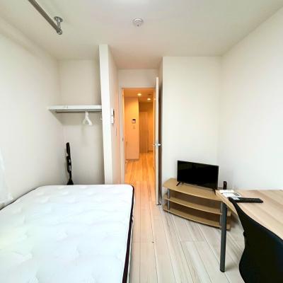【J’sコート三軒茶屋 301】11月25日～入居可🌟厚さ25㎝超高密度ポケットコイルマットレス使用！三軒茶屋駅徒歩5分！渋谷駅まで乗り換えなしで4分！築浅マンション☆【インターネット無料】の物件画像