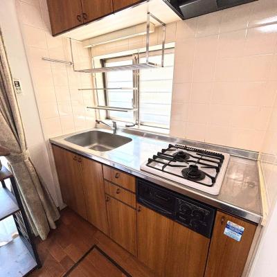 【J’sマンスリー代々木上原 1F】厚さ25㎝超高密度ポケットコイルマットレス使用！千代田線始発！代々木上原駅徒歩5分！【インターネット無料】の物件画像