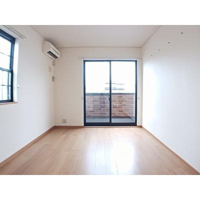 ヴィアーレⅡ 101【管理NO：1-014313002-01010】 ★家具家電は申し込み後に搬入します★ ★2026年10月中旬入居可能★の物件画像