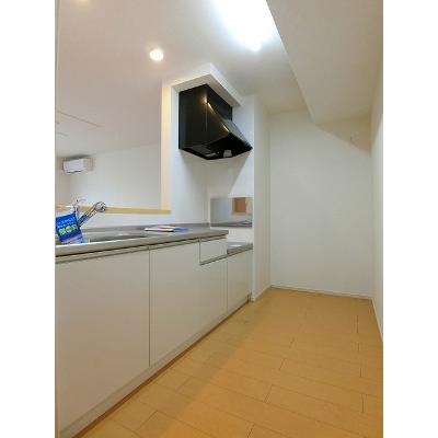 モリス 203【管理NO：1-021049302-02030】 ★家具家電は申し込み後に搬入します★ ★2026年10月上旬入居可能★の物件画像
