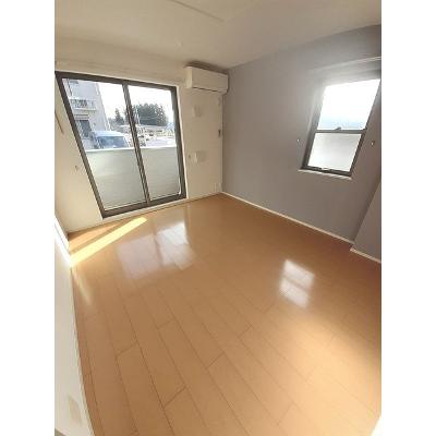 プリムローズ　Ⅱ 101【管理NO：1-019651702-01010】 ★家具家電は申し込み後に搬入します★ ★2026年10月中旬入居可能★の物件画像