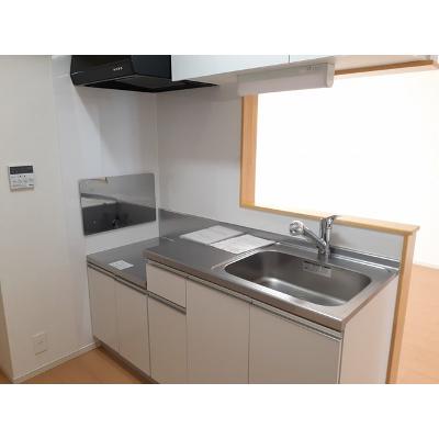 エターナル 302【管理NO：1-018414001-03020】 ★家具家電は申し込み後に搬入します★の物件画像