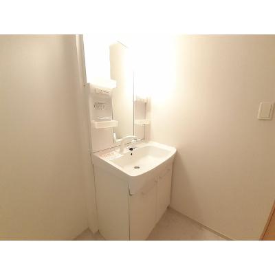 アプローズ 101【管理NO：1-017734901-01010】 ★家具家電は申し込み後に搬入します★ ★2026年10月上旬入居可能★の物件画像