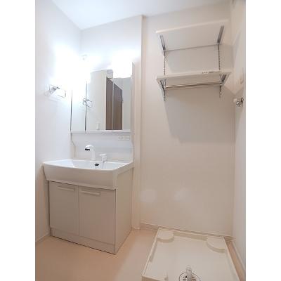 レスポワール 204【管理NO：1-027771201-02040】 ★家具家電は申し込み後に搬入します★の物件画像