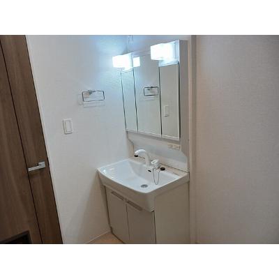 ヒカルサ久喜菖蒲 103【管理NO：1-028208401-01030】 ★家具家電は申し込み後に搬入します★ ★2026年10月上旬入居可能★の物件画像