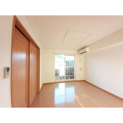 プリムローズ・クリーク 102【管理NO：1-014959701-01020】 ★家具家電は申し込み後に搬入します★ ★2026年10月中旬入居可能★の物件画像