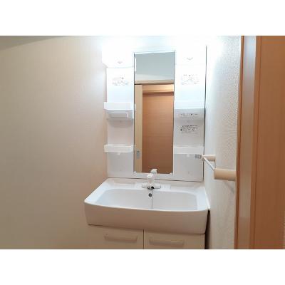 リラリード　Ｂ 201【管理NO：1-016906002-02010】 ★家具家電は申し込み後に搬入します★ ★2026年10月上旬入居可能★の物件画像