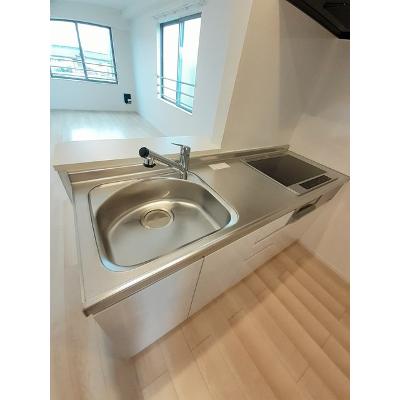 シュトラール 303【管理NO：1-027353301-03030】 ★家具家電は申し込み後に搬入します★ ★2026年10月中旬入居可能★の物件画像