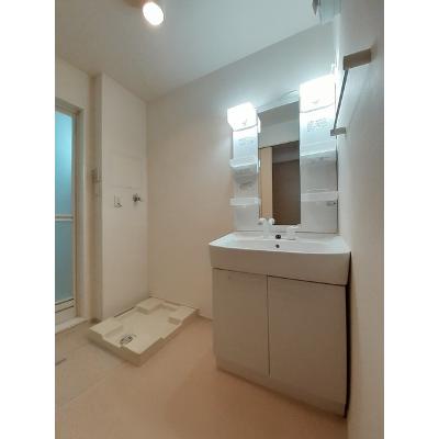フルールⅠ 201【管理NO：1-017400501-02010】 ★家具家電は申し込み後に搬入します★ ★2026年09月中旬入居可能★の物件画像