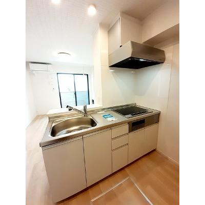 オーロラ　ヴィレッジⅡ 102【管理NO：1-027610701-01020】 ★家具家電は申し込み後に搬入します★の物件画像