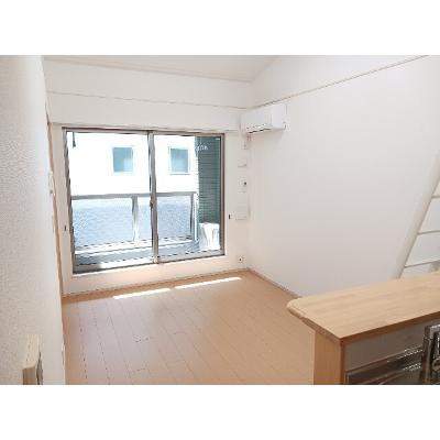 グランツ中川 202【管理NO：1-017238101-02020】 ★家具家電は申し込み後に搬入します★の物件画像