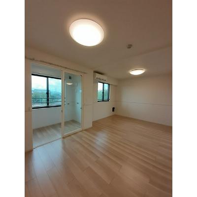 フローラ長浜 201【管理NO：1-027132201-02010】 ★家具家電は申し込み後に搬入します★ ★2026年10月中旬入居可能★の物件画像