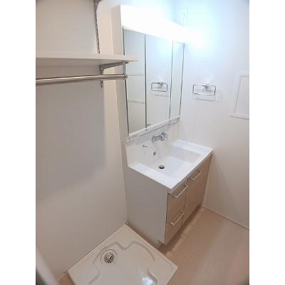 アビィ　ロード 301【管理NO：1-028205201-03010】 ★家具家電は申し込み後に搬入します★ ★2026年09月下旬入居可能★の物件画像