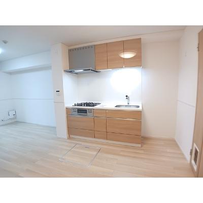 アルストロメリアⅤ 102【管理NO：1-028464801-01020】 ★家具家電は申し込み後に搬入します★の物件画像