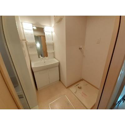 ゾーナ・オヴェスト 202【管理NO：1-016239001-02020】 ★家具家電は申し込み後に搬入します★ ★2026年10月下旬入居可能★の物件画像