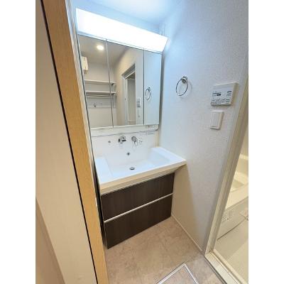 カーサ　カメリア 205【管理NO：1-025123701-02040】 ★家具家電は申し込み後に搬入します★ ★2027年04月中旬入居可能★の物件画像