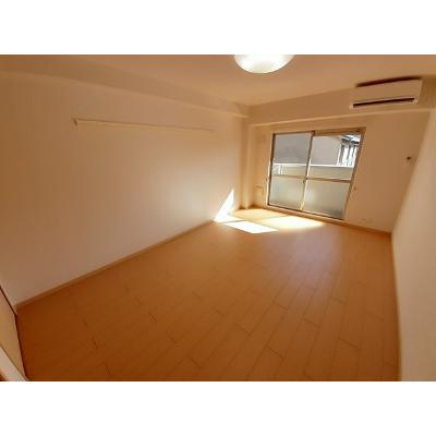 フォレスト　フィールド 203【管理NO：1-016217701-02030】 ★家具家電は申し込み後に搬入します★の物件画像