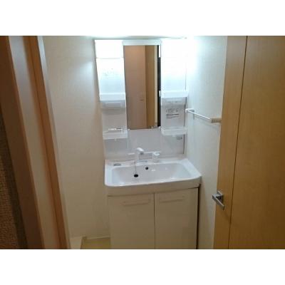カテュルスフェリスⅠ 201【管理NO：1-022592101-02010】 ★家具家電は申し込み後に搬入します★ ★2026年10月中旬入居可能★の物件画像