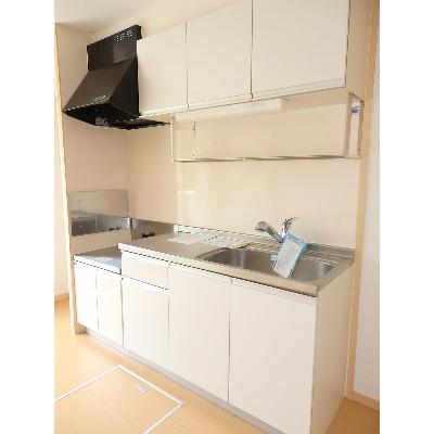 サンシャイン高津 102【管理NO：1-016403401-01020】 ★家具家電は申し込み後に搬入します★の物件画像