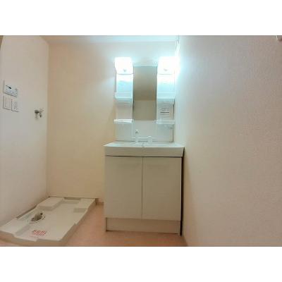 うらら１番館 103【管理NO：1-017560301-01030】 ★家具家電は申し込み後に搬入します★ ★2026年10月上旬入居可能★の物件画像