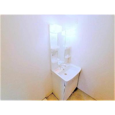 うらら１番館 101【管理NO：1-017560301-01010】 ★家具家電は申し込み後に搬入します★ ★2026年10月上旬入居可能★の物件画像