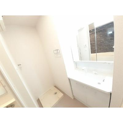 アムール　ベル　Ⅱ 202【管理NO：1-027219302-02020】 ★家具家電は申し込み後に搬入します★ ★2026年10月中旬入居可能★の物件画像