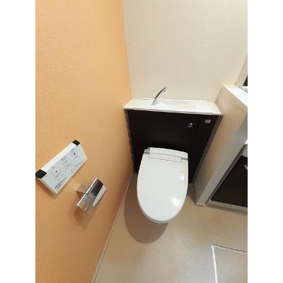 シャングリラⅡ 102【管理NO：1-020132902-01020】 ★家具家電は申し込み後に搬入します★の物件画像