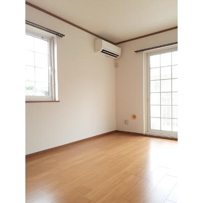 フ－ス川村 104【管理NO：1-011250601-01040】 ★家具家電は申し込み後に搬入します★ ★2026年10月上旬入居可能★の物件画像
