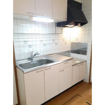 フ－ス川村 104【管理NO：1-011250601-01040】 ★家具家電は申し込み後に搬入します★ ★2026年10月上旬入居可能★の物件画像