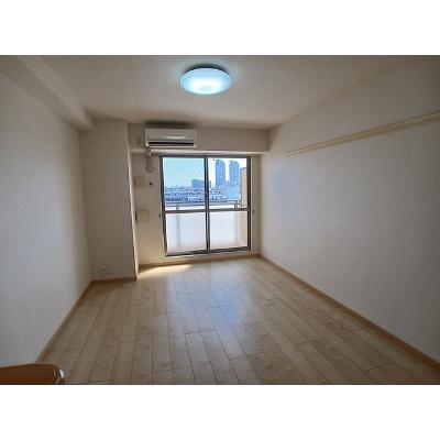 アーバンツァ 605【管理NO：1-016015601-06040】 ★家具家電は申し込み後に搬入します★の物件画像