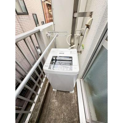 ユニオンマンスリー西川口９　208　1R・セミダブル☆【禁煙ルーム】人気の角部屋！ローテーブル・ソファ＆たっぷり収納2ドア冷蔵庫など生活家電のあるお部屋の物件画像