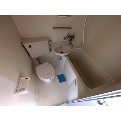 ユニオンマンスリー西川口８　301　1K・セミダブル☆【禁煙ルーム】人気の角部屋！便利な宅配ボックス付き！ソファ＆ローテーブル＆たっぷり収納2ドア冷蔵庫など生活家電のあるお部屋の物件画像