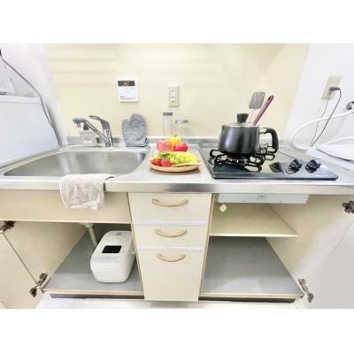 【名古屋市南区/呼続駅徒歩約6分/無料Wi-Fi/角部屋/バストイレ別/洋室8帖】スクエア瑞穂南 3D ファミマンの物件画像