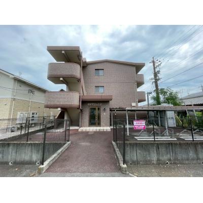 【三重県桑名市/西桑名駅/駐車場/バストイレ別・独立洗面台/洋室8.1帖】セピアコートⅡ ファミマンの物件画像