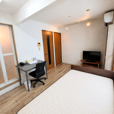 【J’sマンスリー浮間舟渡 305】9月3～入居可🌟厚さ20㎝超高密度ポケットコイルマットレス使用！駅徒歩6分、池袋・新宿・渋谷まで乗換無し！都心へのアクセス良好☆【インターネット無料】の物件画像