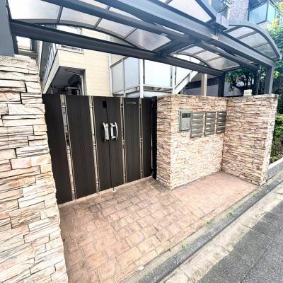【J’sマンスリー浮間舟渡 305】9月3～入居可🌟厚さ20㎝超高密度ポケットコイルマットレス使用！駅徒歩6分、池袋・新宿・渋谷まで乗換無し！都心へのアクセス良好☆【インターネット無料】の物件画像
